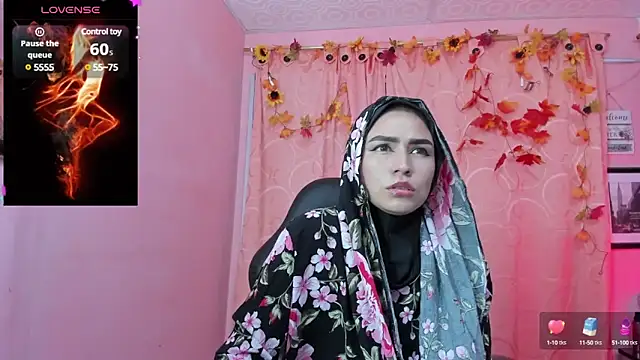 Snapshot of DarshaKhemu chatting on December 6, 1:07 am DarshaKhemu online show from December 6, 1:07 am