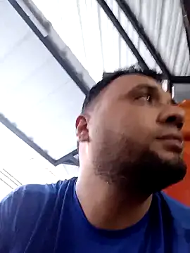 Snapshot of bby2279 chatting on February 11, 10:37 pm bby2279 online show from February 11, 10:37 pm