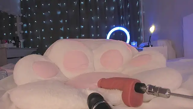 KylieStarrr online show from September 11, 9:59 pm