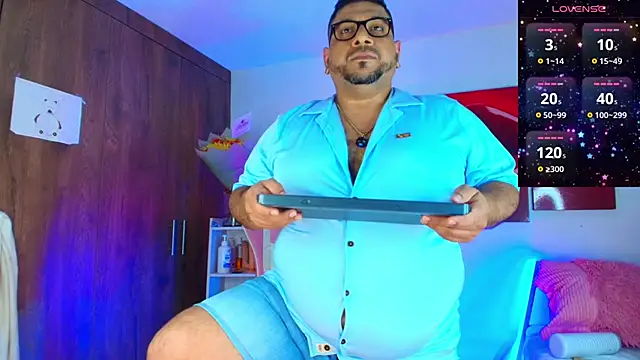 Snapshot of jacoob_woods chatting on September 24, 2:04 am jacoob woods online show from September 24, 2:04 am