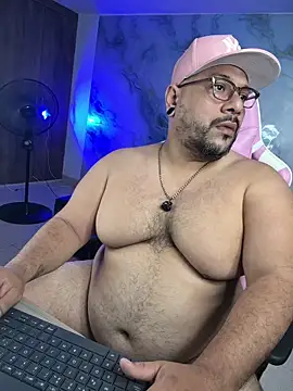Snapshot of jacoob_woods chatting on June 10, 1:10 pm jacoob woods online show from June 10, 1:10 pm