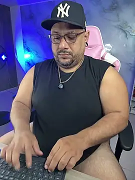 Snapshot of jacoob_woods chatting on June 17, 12:29 pm jacoob woods online show from June 17, 12:29 pm