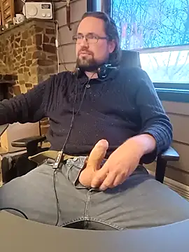 Snapshot of Tj1sen chatting on November 24, 2:17 pm Tj1sen online show from November 24, 2:17 pm