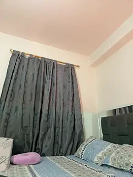 kem hott online show from January 10, 7:32 am