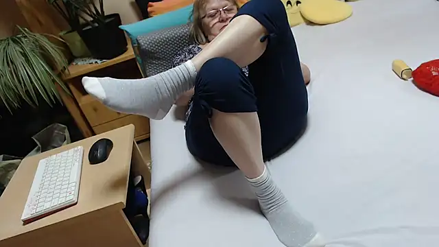 Margaret-milf online show from April 29, 6:25 pm