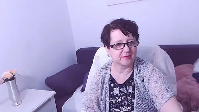 ChristaRose online show from February 20, 9:31 pm