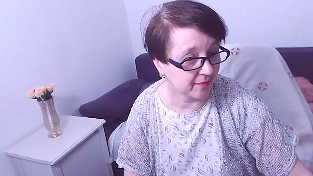 ChristaRose online show from March 21, 1:24 am