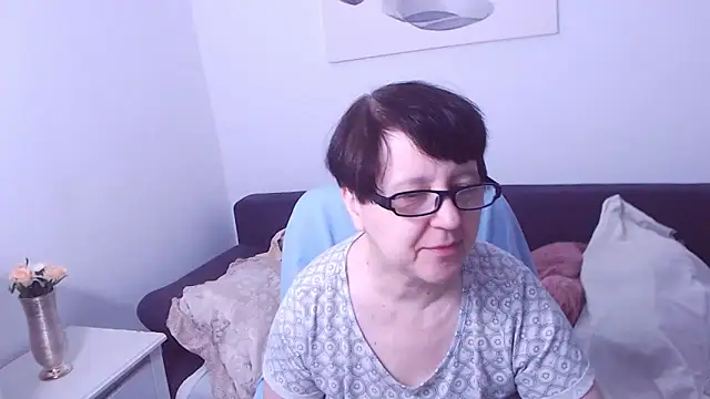 ChristaRose online show from February 28, 4:08 pm