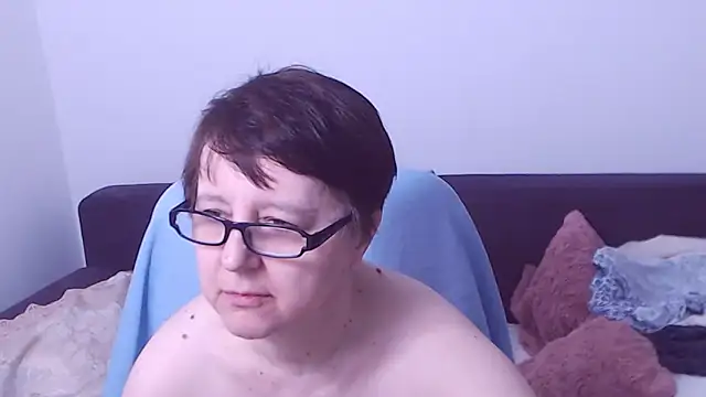 ChristaRose online show from March 9, 2:15 am