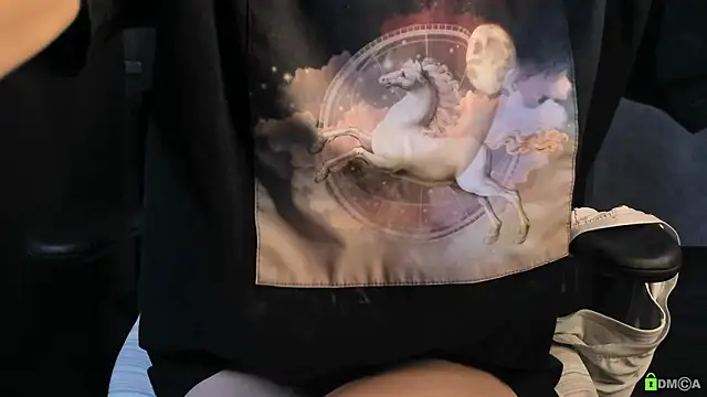 Courtney Luv online show from February 22, 1:31 pm