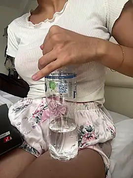 DulceMya6 online show from March 10, 8:58 pm