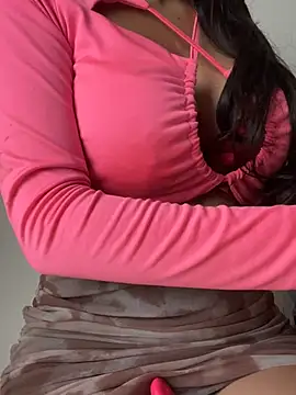 Snapshot of DulceMya6 chatting on July 7, 12:31 pm DulceMya6 online show from July 7, 12:31 pm