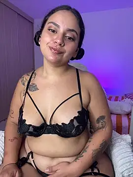 susy angel online show from March 8, 2:04 am