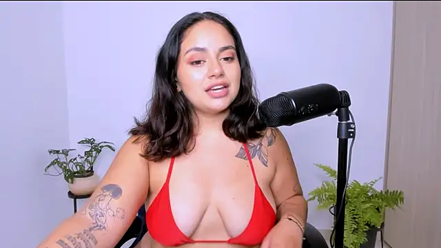 Snapshot of susy_angel chatting on May 30, 12:52 am susy angel online show from May 30, 12:52 am