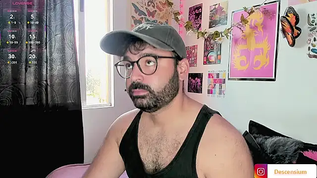 johnnyalx online show from November 17, 7:08 pm