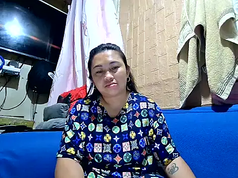 Snapshot of LalaiAsian chatting on June 29, 8:42 pm LalaiAsian online show from June 29, 8:42 pm