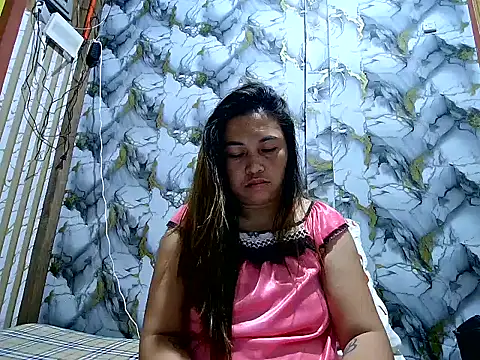 Snapshot of LalaiAsian chatting on July 4, 10:38 pm LalaiAsian online show from July 4, 10:38 pm