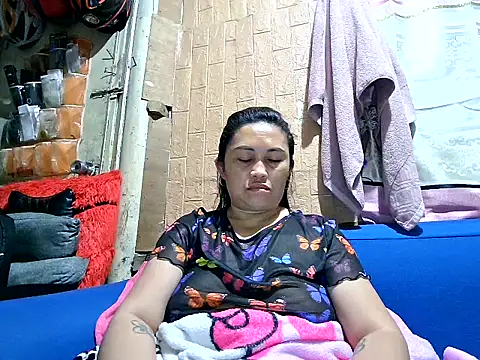 Snapshot of LalaiAsian chatting on July 23, 9:02 pm LalaiAsian online show from July 23, 9:02 pm