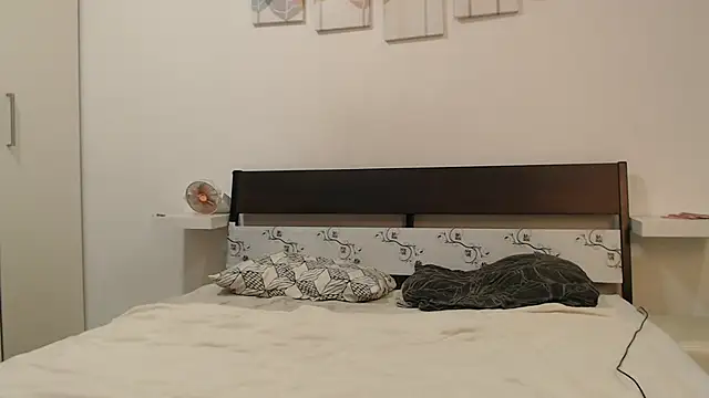 Snapshot of BlakeGumball chatting on January 6, 9:54 pm BlakeGumball online show from January 6, 9:54 pm