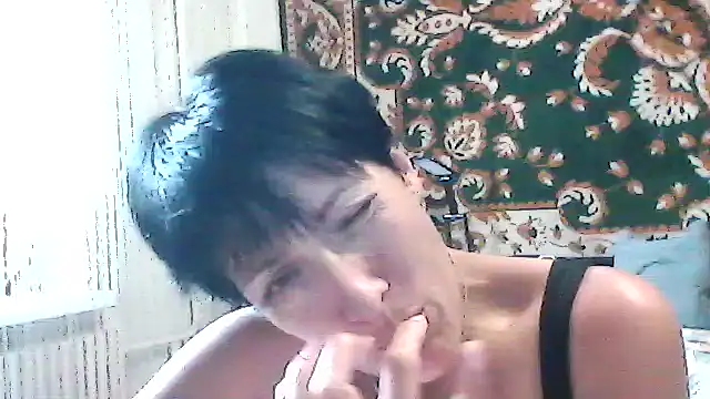 SunnyAmorre online show from June 30, 11:11 am