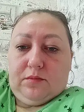 Snapshot of Rini333 chatting on June 2, 8:49 am Rini333 online show from June 2, 8:49 am