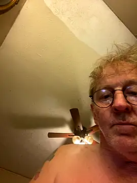 Snapshot of jck1m0t chatting on October 24, 2:41 am jck1m0t online show from October 24, 2:41 am