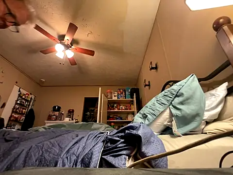 Snapshot of jck1m0t chatting on November 8, 7:08 am jck1m0t online show from November 8, 7:08 am