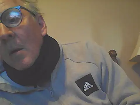 Snapshot of jck1m0t chatting on November 8, 7:34 pm jck1m0t online show from November 8, 7:34 pm