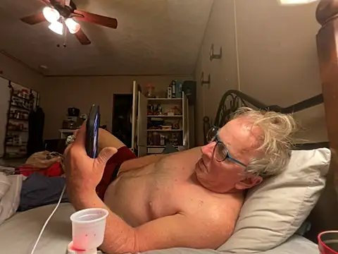 Snapshot of jck1m0t chatting on November 17, 5:57 am jck1m0t online show from November 17, 5:57 am