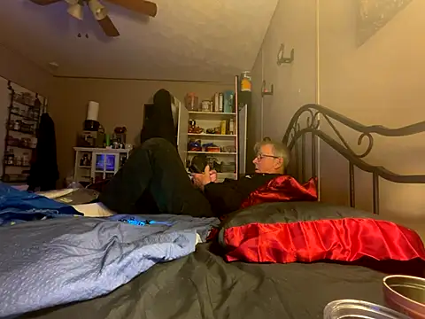 Snapshot of jck1m0t chatting on December 17, 4:18 am jck1m0t online show from December 17, 4:18 am