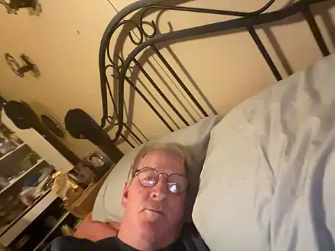 jck1m0t online show from March 23, 11:42 pm