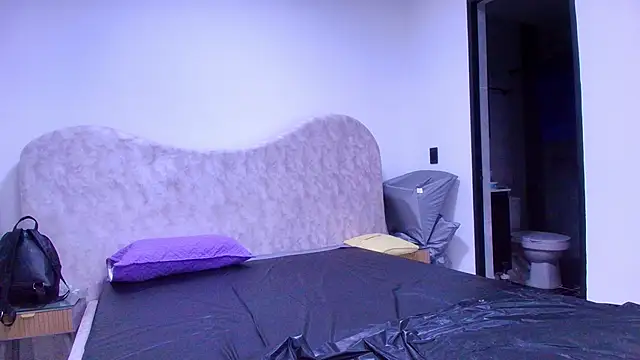 shelsyloreds online show from November 21, 11:53 am