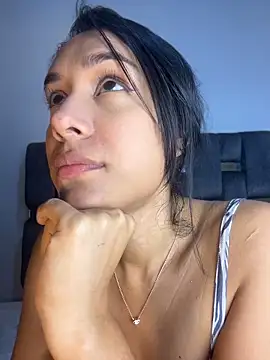 Snapshot of PilarJones_ chatting on May 31, 6:09 pm PilarJones online show from May 31, 6:09 pm