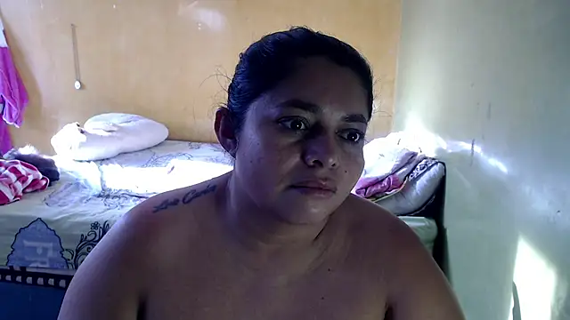 Snapshot of yulieth_bbw chatting on July 5, 12:12 pm yulieth bbw online show from July 5, 12:12 pm