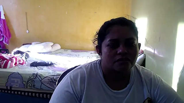 Snapshot of yulieth_bbw chatting on July 7, 11:47 am yulieth bbw online show from July 7, 11:47 am