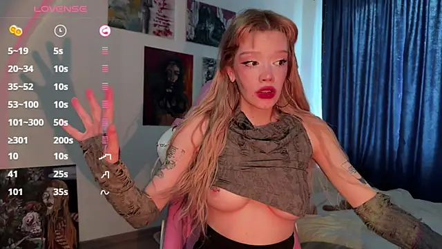 Snapshot of boobsybootie chatting on March 12, 11:42 am boobsybootie online show from March 12, 11:42 am