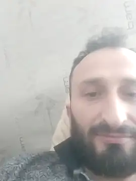 Snapshot of Yaramaz331 chatting on March 15, 11:08 am Yaramaz331 online show from March 15, 11:08 am