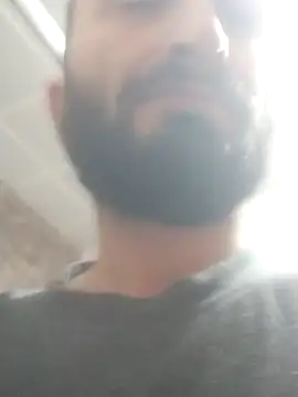 Snapshot of Yaramaz331 chatting on March 18, 5:31 pm Yaramaz331 online show from March 18, 5:31 pm