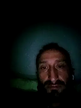 Snapshot of Yaramaz331 chatting on November 8, 8:18 pm Yaramaz331 online show from November 8, 8:18 pm