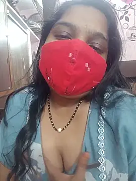 Snapshot of lovely-latha chatting on May 26, 2:35 pm lovely-latha online show from May 26, 2:35 pm