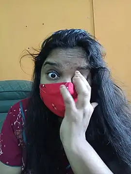 Snapshot of lovely-latha chatting on June 7, 2:16 am lovely-latha online show from June 7, 2:16 am