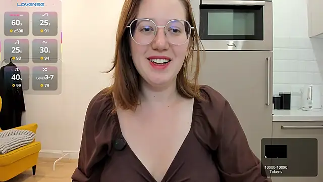 Snapshot of Charmy_Gracy chatting on June 26, 8:41 am Charmy Gracy online show from June 26, 8:41 am
