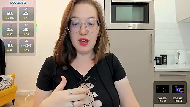 Snapshot of Charmy_Gracy chatting on July 20, 8:50 am Charmy Gracy online show from July 20, 8:50 am