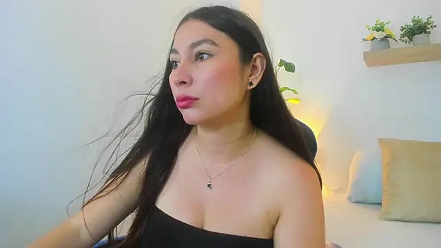 bella 99  online show from June 13, 11:41 am