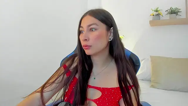 Snapshot of bella_99_ chatting on July 24, 12:03 pm bella 99 online show from July 24, 12:03 pm