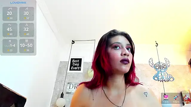 Snapshot of Rebeca_xs chatting on February 27, 10:15 am Rebeca xs online show from February 27, 10:15 am