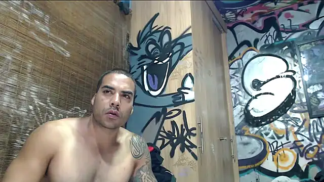 Snapshot of Justin_Frank chatting on June 20, 3:31 am Justin Frank online show from June 20, 3:31 am