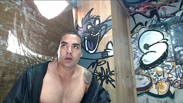 Snapshot of Justin_Frank chatting on June 24, 10:09 pm Justin Frank online show from June 24, 10:09 pm