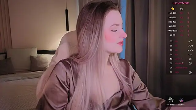 Snapshot of elinanortas chatting on December 18, 4:18 am elinanortas online show from December 18, 4:18 am