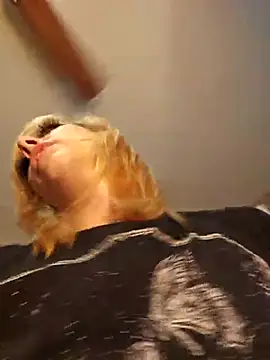 Snapshot of AmethystFoxx chatting on February 27, 4:10 pm AmethystFoxx online show from February 27, 4:10 pm